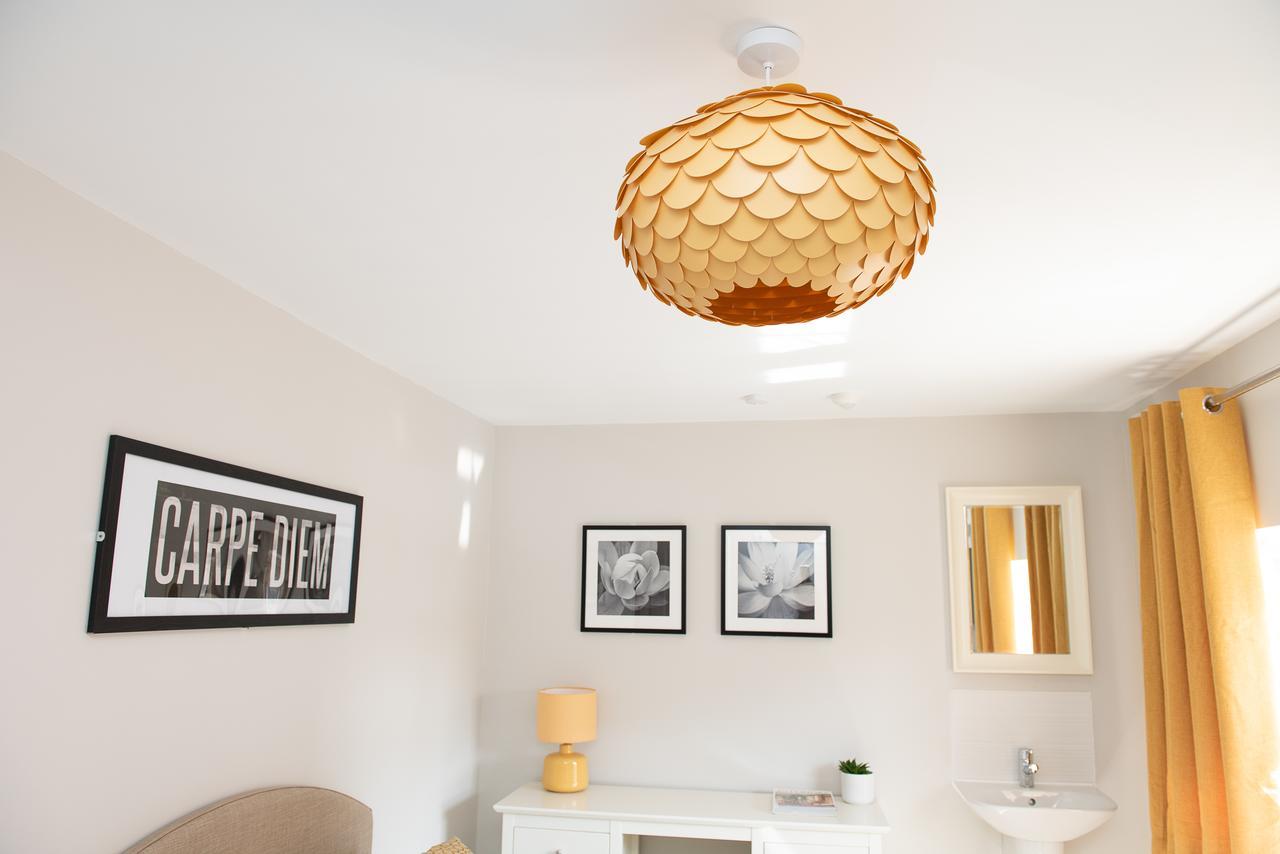 Pinehill Rooms Редінг Екстер'єр фото