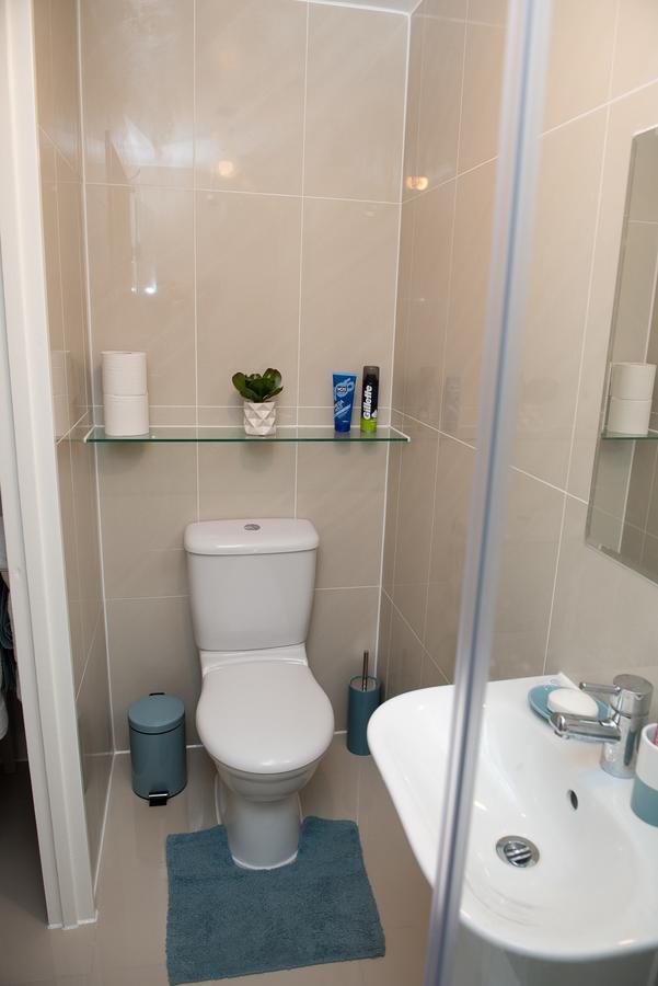 Pinehill Rooms Редінг Екстер'єр фото