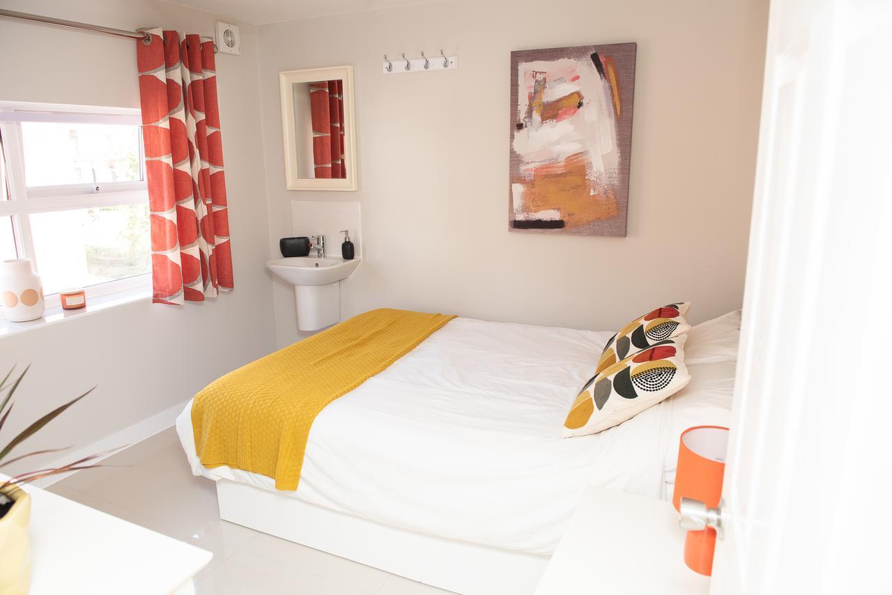Pinehill Rooms Редінг Екстер'єр фото