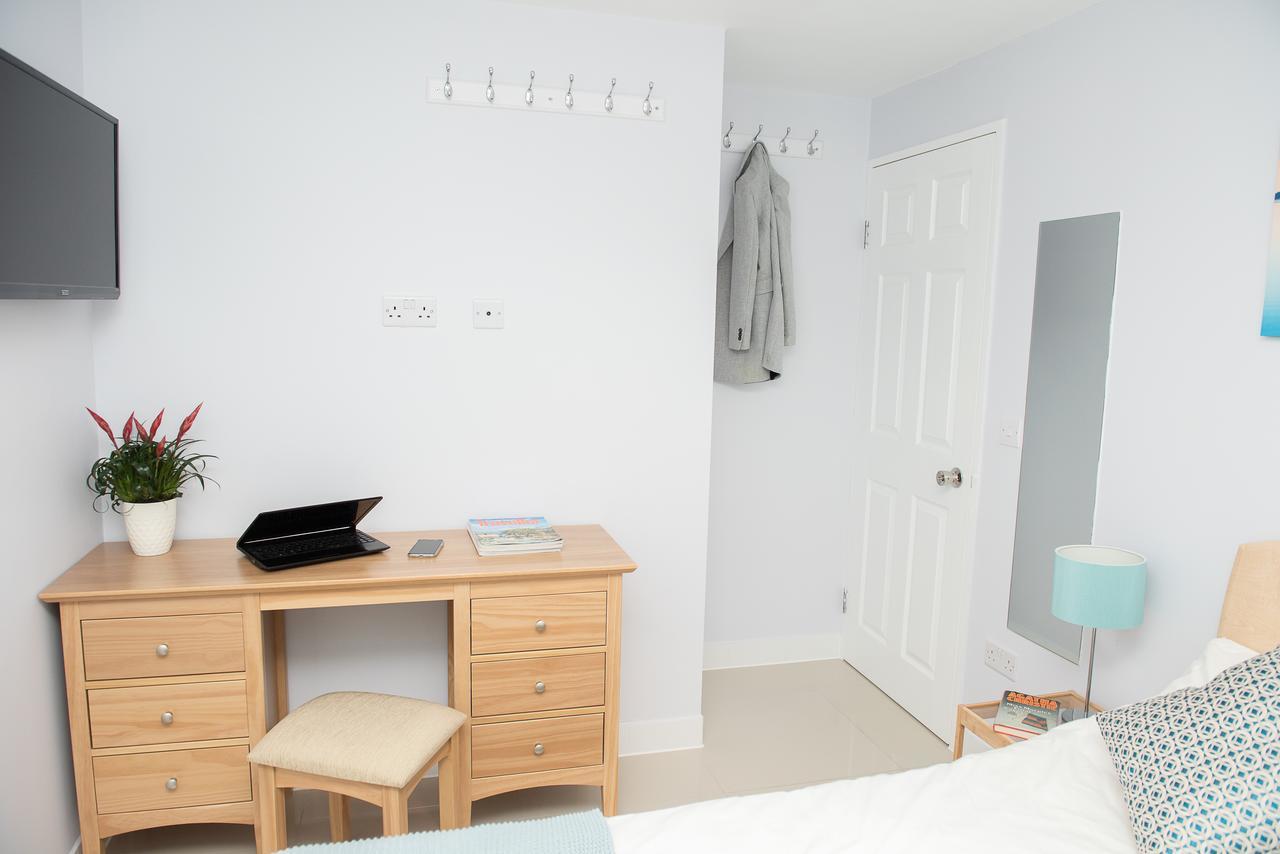 Pinehill Rooms Редінг Екстер'єр фото
